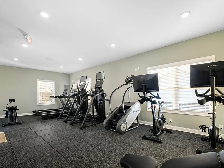 ARTE Luxury Townhomes — Photo 8