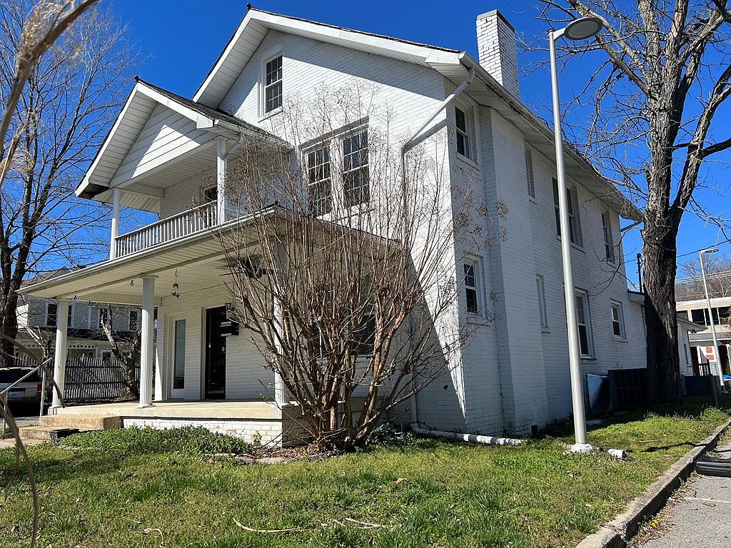 517 2nd St, Paintsville, KY 41240 MLS 118788 Zillow