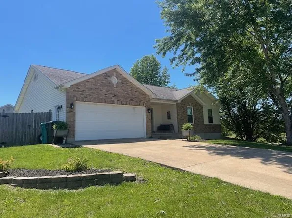 675 Fawn Ridge Ct, Sullivan, MO 63080