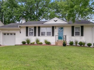 10515 Kamping Ln, Saint Louis, MO