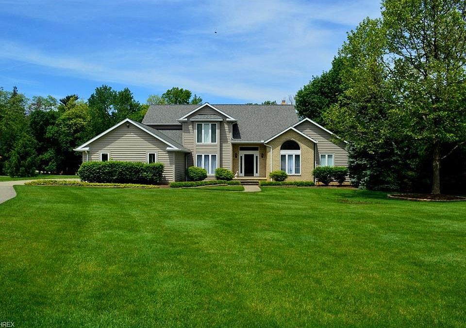 2nd image of 35051 Glen Kyle Ln