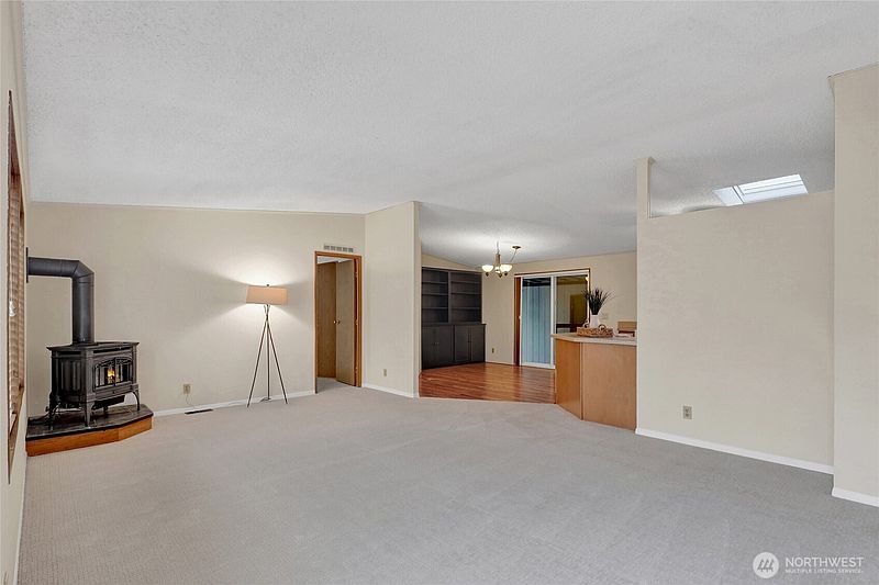 5th image of 3802 James Street #30