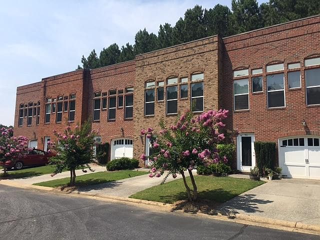Grove Park Townhouse Community