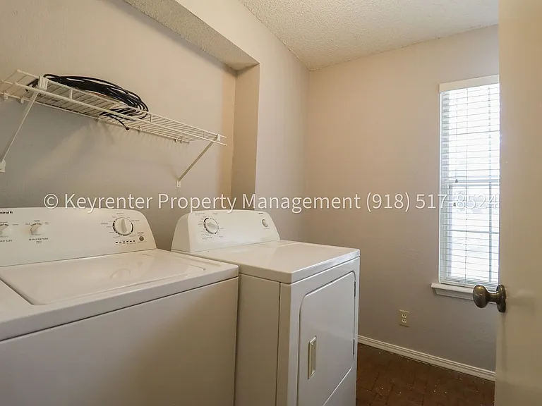 6246 S Yorktown Pl — Photo 17
