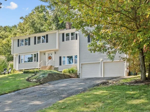 241 Magee Drive, Hamden, CT 06514