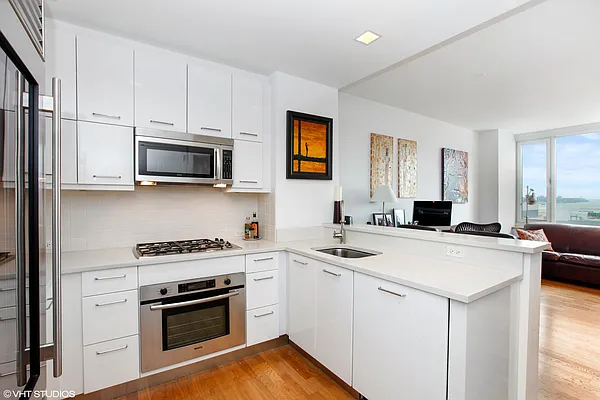 Rented by Berkshire Hathaway HomeServices New York Properties | media 5