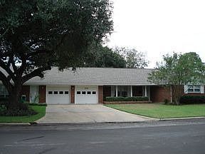 1st image of 2709 Del Monte Ave