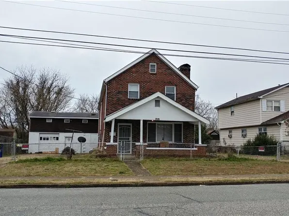 319 Sycamore Ave, Newport News, VA 23607