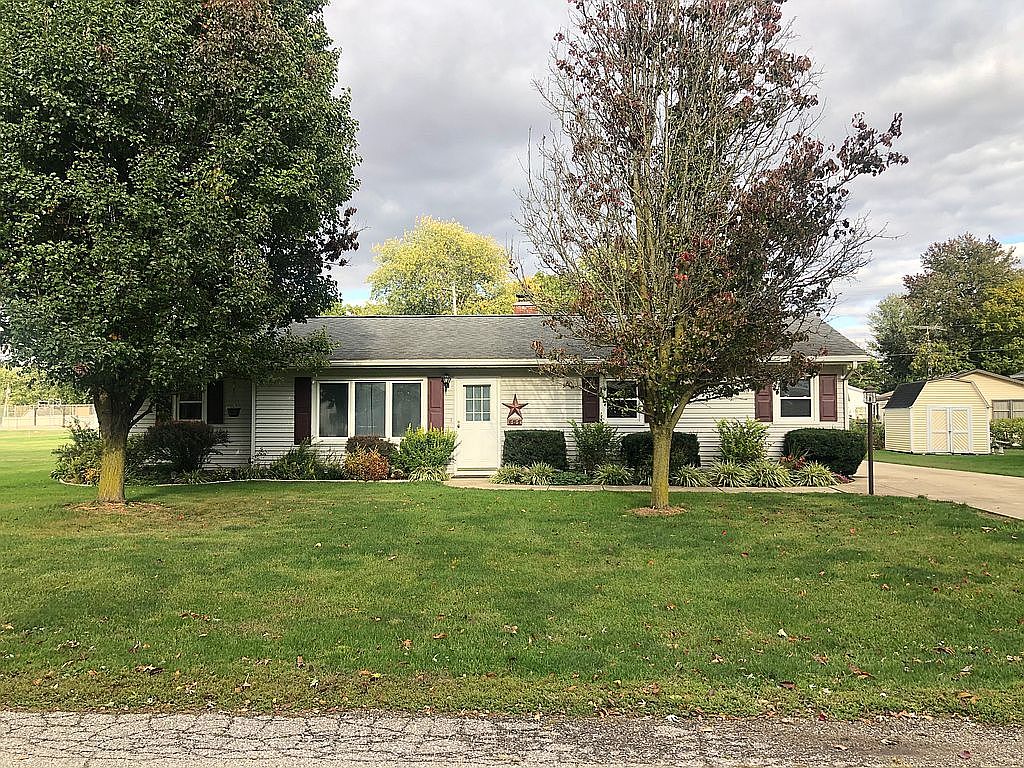 521 S Brown St, Otterbein, IN 47970 Zillow