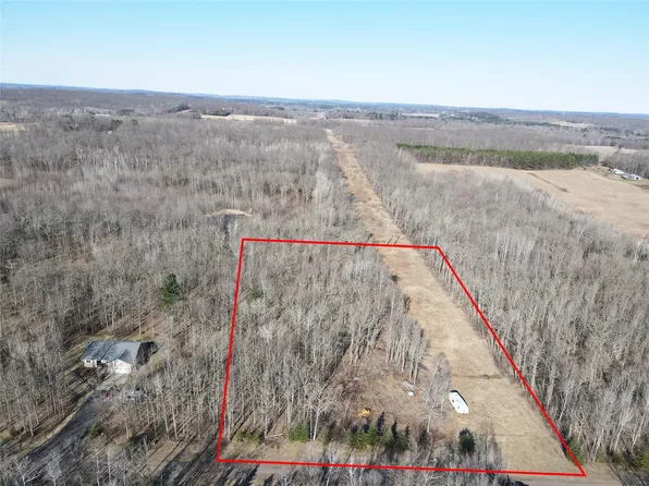 N5009 Degenaar Drive, Spooner, WI 54801