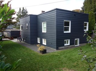 3009 13th Ave W, Seattle, WA 98119