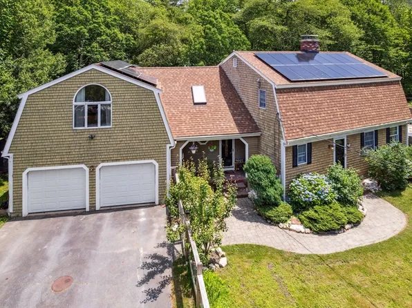 25 Brandt Beach Ave, Mattapoisett, MA 02739