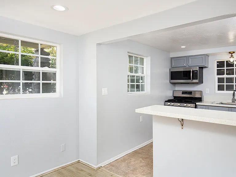 487 Sturtevant Dr #1 — Photo 6