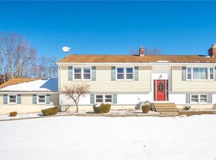 249 Brushy Plain Rd, Branford, CT 06405