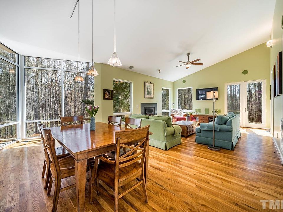 1st image of 808 Oasis Dr