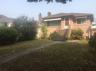 5336 Rhodes St, Vancouver, BC V5R3N8
