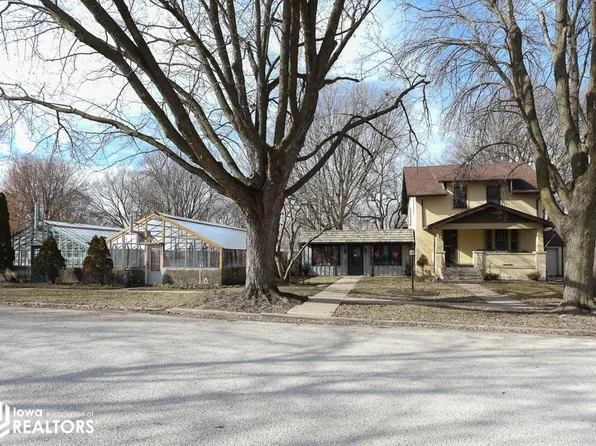 1011 Mariam St, Gowrie, IA 50543