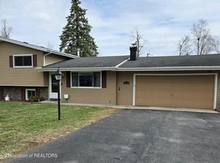 2731 Prairie Dr, Adrian, MI