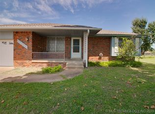 1015 Circle Dr, Stroud, OK 74079