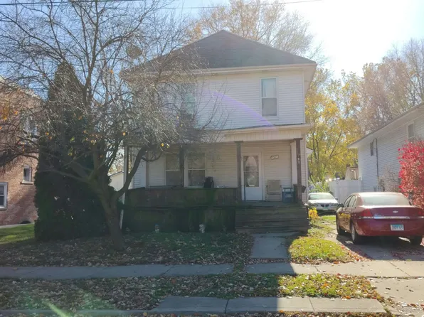 708 W Jackson St, Bloomington, IL 61701