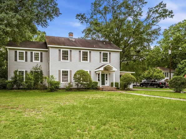 1103 E Goliad Ave, Crockett, TX 75835