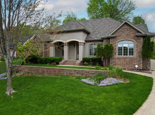 5862 S Northern Ridge Rd, Springfield, MO 65810