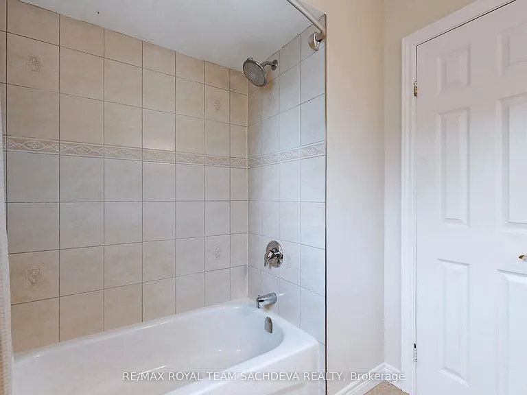 1614 Melman St — Photo 29