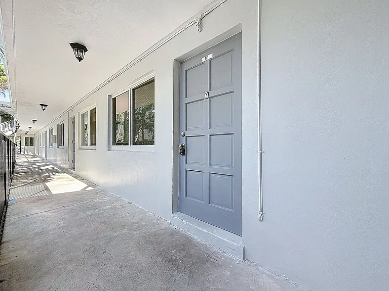 Riverview South Apartments — Photo 6