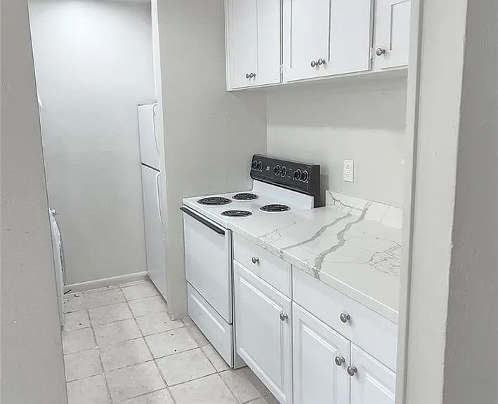 5343 Richmond Ave #11 — Photo 7
