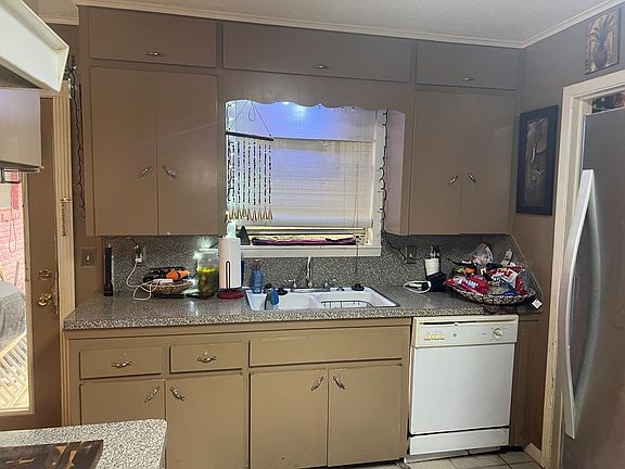 5th image of 138 Brierwood Dr