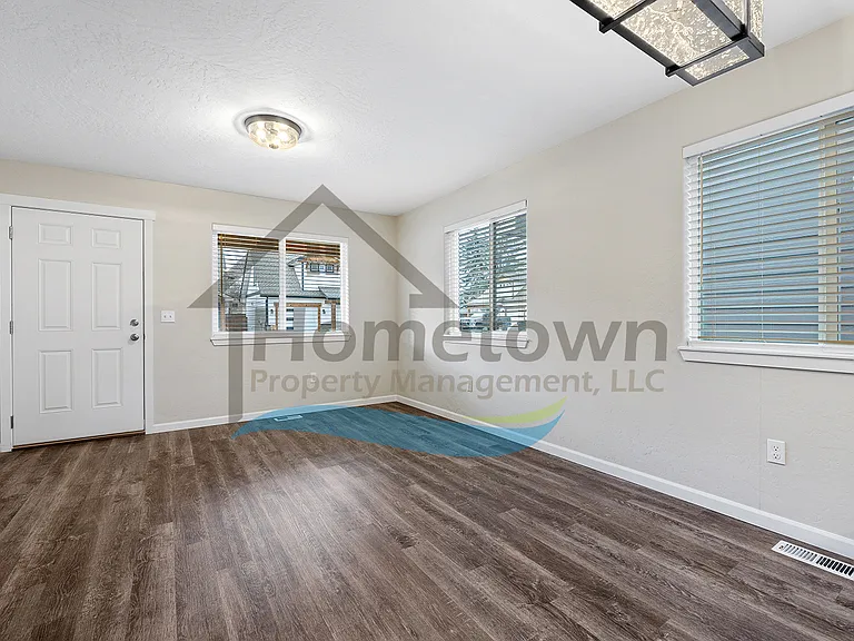 1358-1 N Sadee Ln — Photo 29