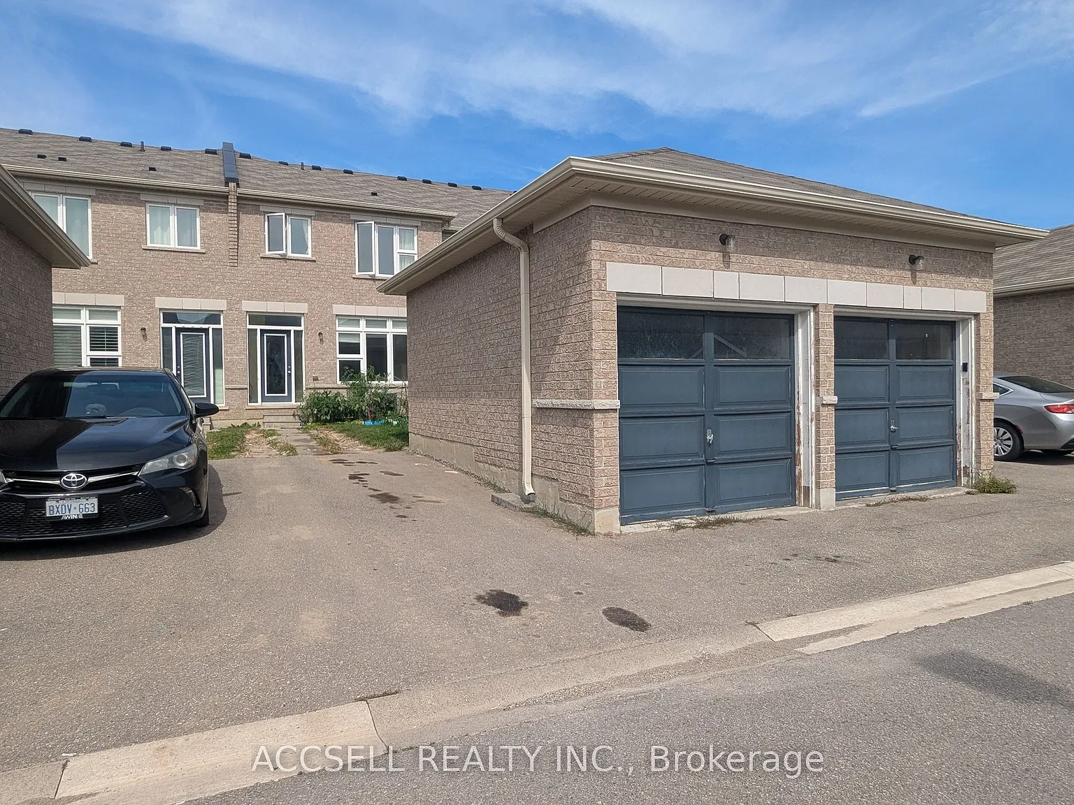 4 bed, $3,490 — Photo 3