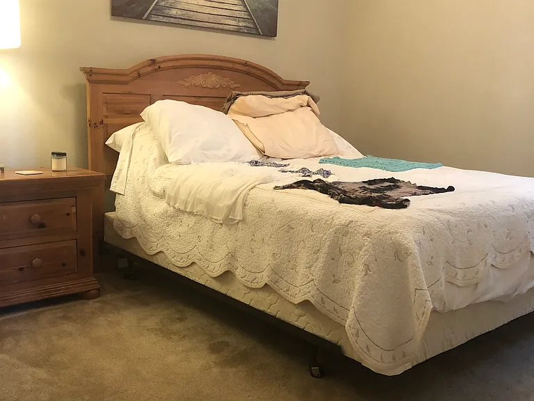 2nd bedroom