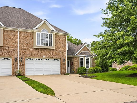 2nd image of 2112 Gables Ct
