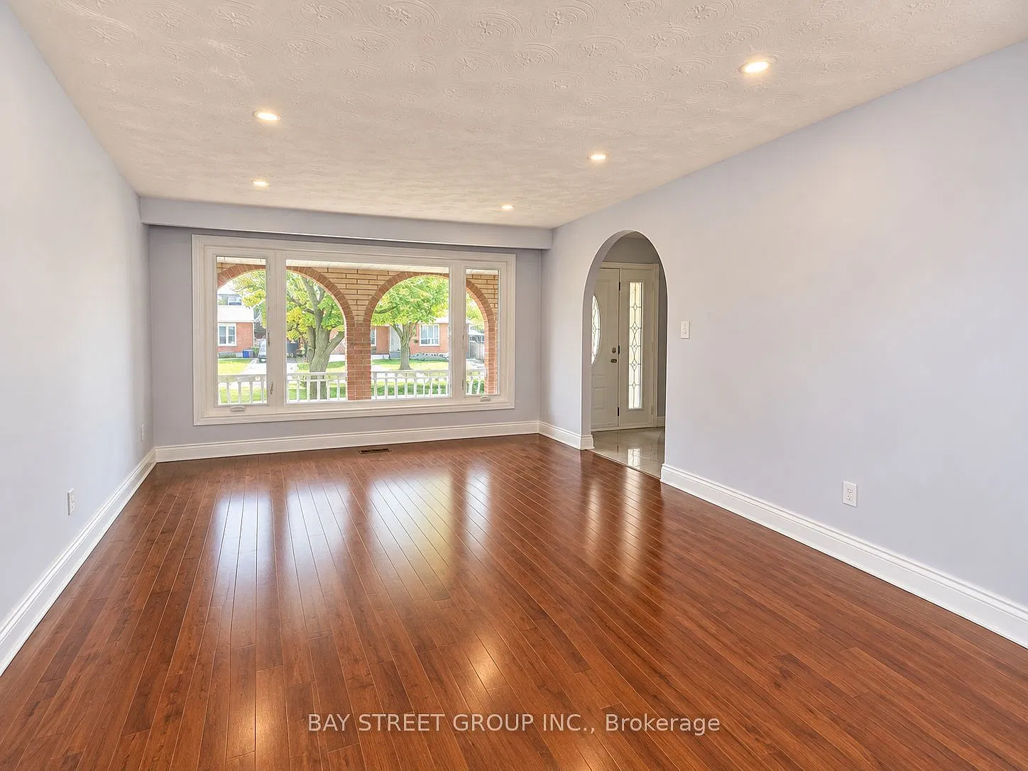 3 bed, $2,450 — Photo 3