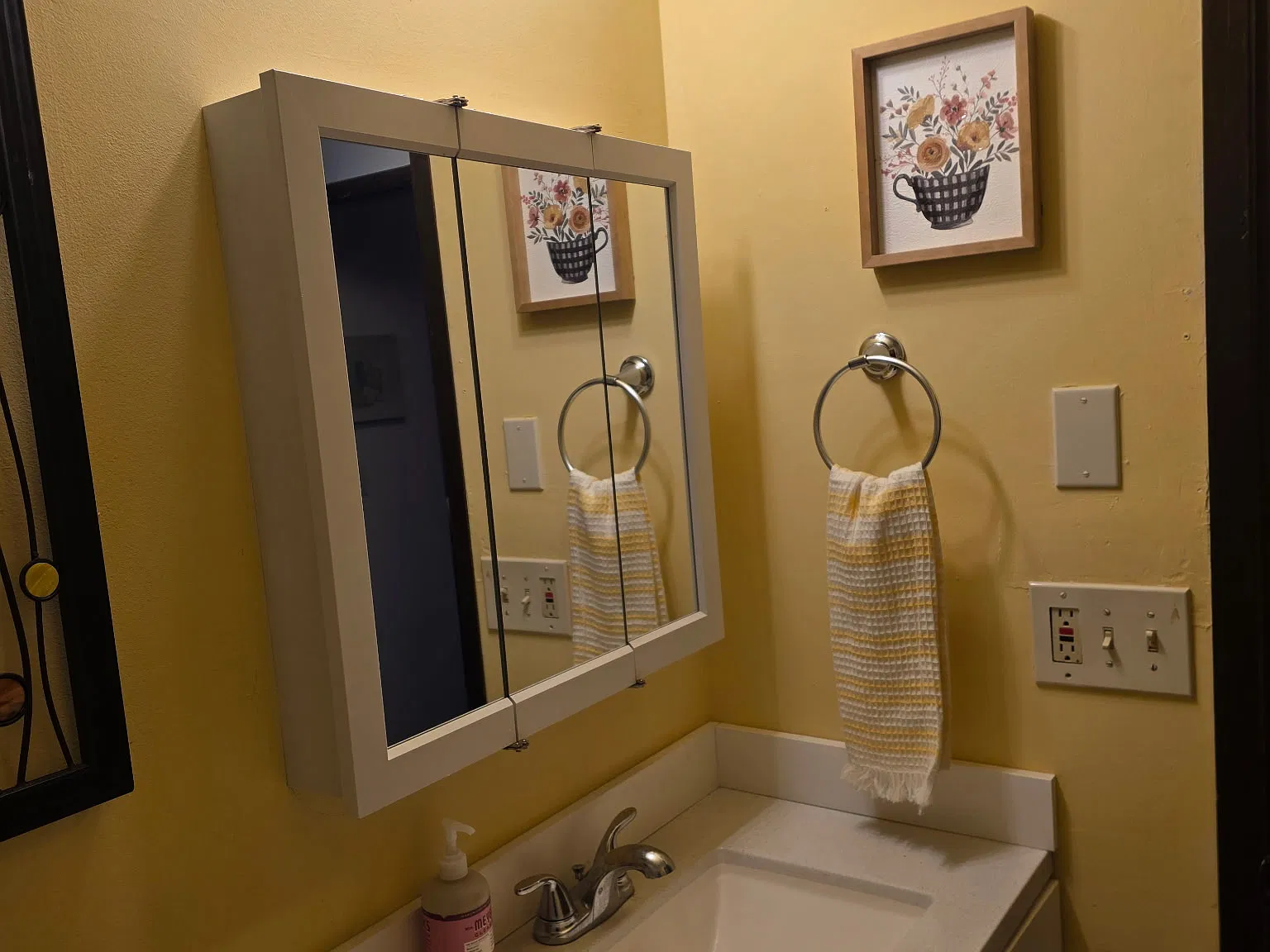 3 bed, 960 sqft, $3,500 — Photo 2