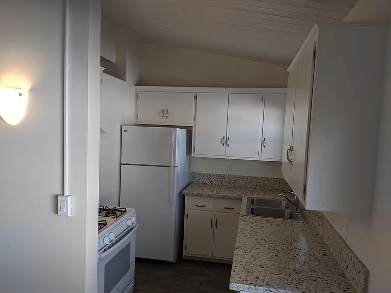 208 Oceano — Photo 1