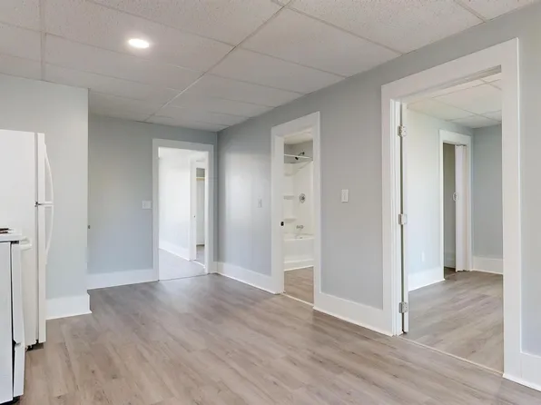 45 Winter St #D, Sanford, ME 04073