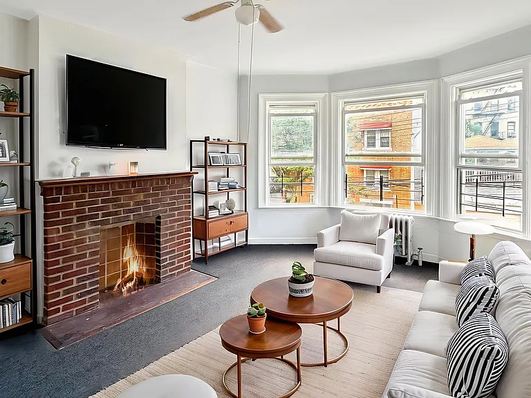 LIVING ROOM (STAGED)