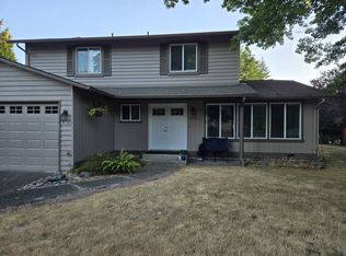 10323 162nd Pl NE, Redmond, WA 98052
