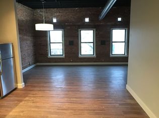 8044 Kercheval St APT 2B, Detroit, MI