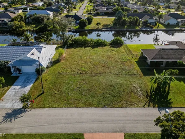 3803 SW 5th Pl, Cape Coral, FL 33914