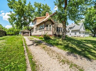 2921 Wood St, Ames, IA 50014