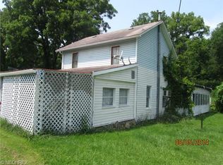 12686 Leslie Rd, Lisbon, OH 44432