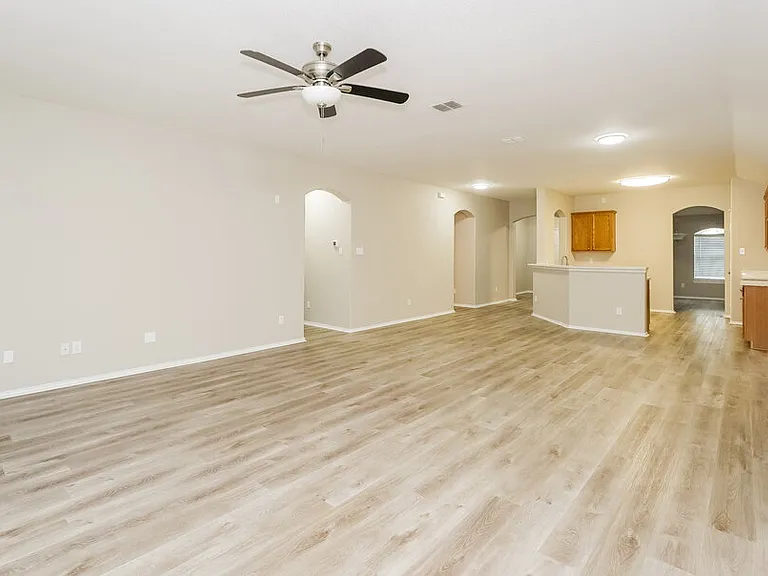 3737 Sapphire St — Photo 6