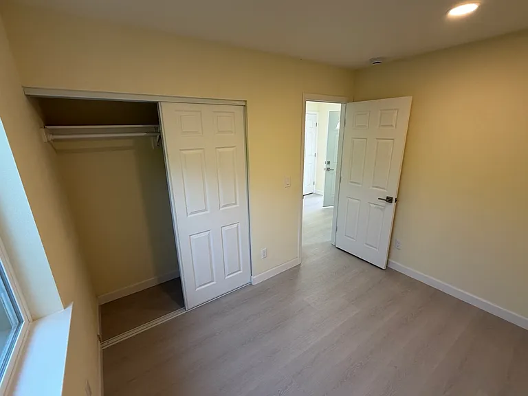 264 N 34th St #2 — Photo 5
