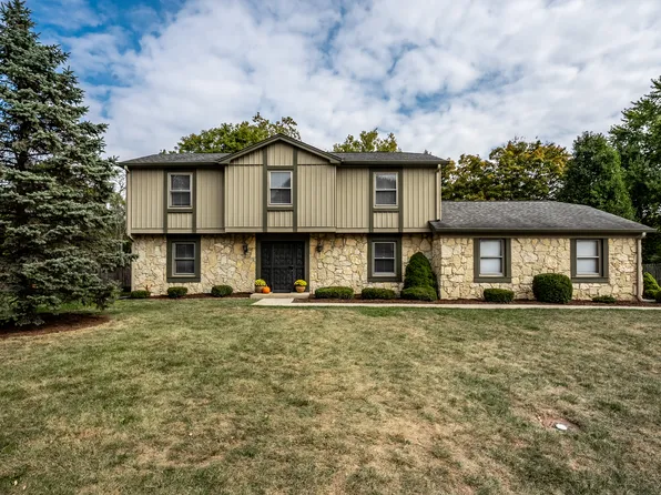 10819 E Lakeshore Dr, Carmel, IN 46033