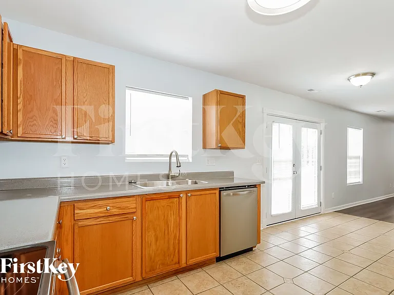 16315 Circlegreen Dr — Photo 10