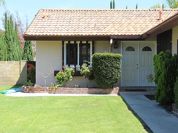 Lots of space in front to play and garden.