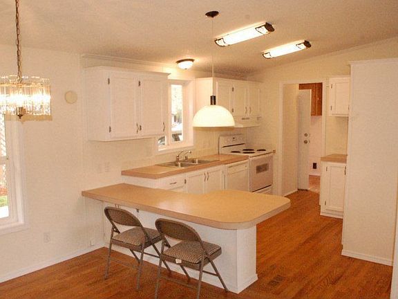 4th image of 14823 SE 272nd St Unit 126